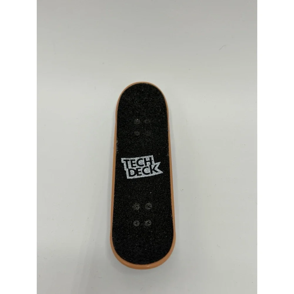Tech Deck DGK All Day BOO JOHNSON Freddie‎ Floral Purple Finger Board Skater
